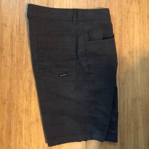 Men’s Prana Short